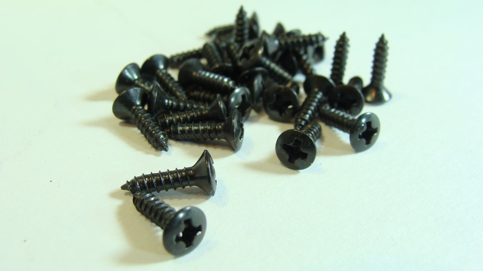Tornillo para Mica Protectora Guitarra Gibson Negro (Bolsa con 10 Piezas)