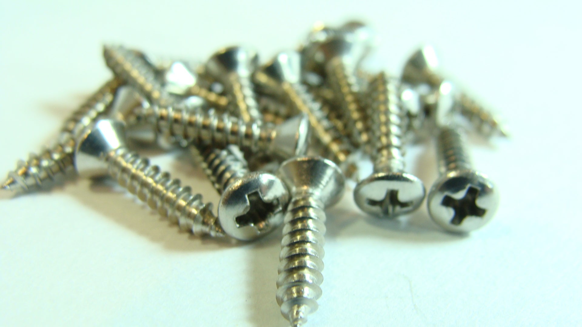 Tornillos Micas