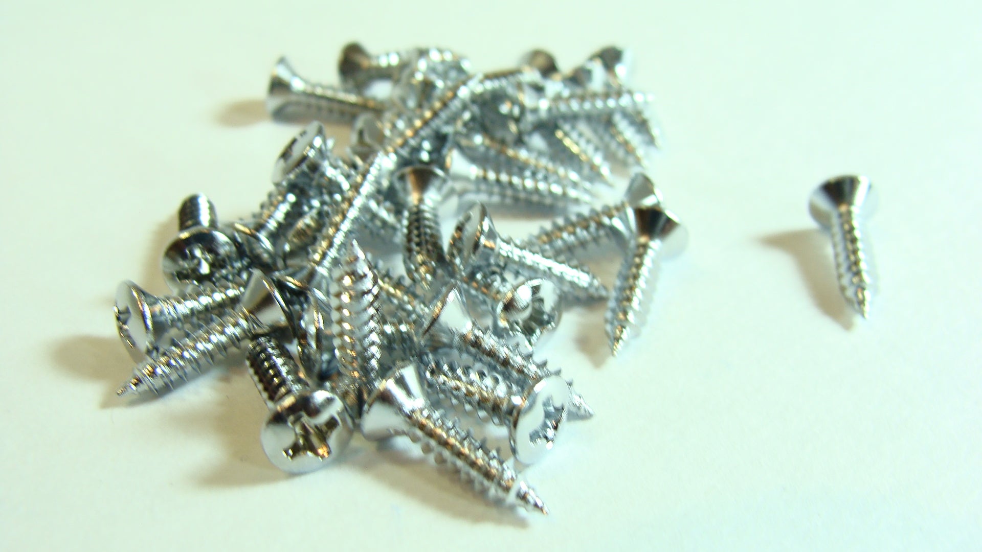 Tornillos Micas