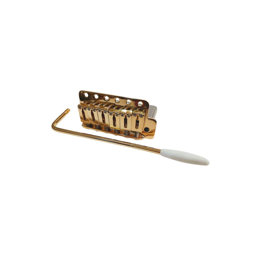 Trémolo Gotoh GE102T Moderno para Stratocaster Color dorado epaciado 11.3mm